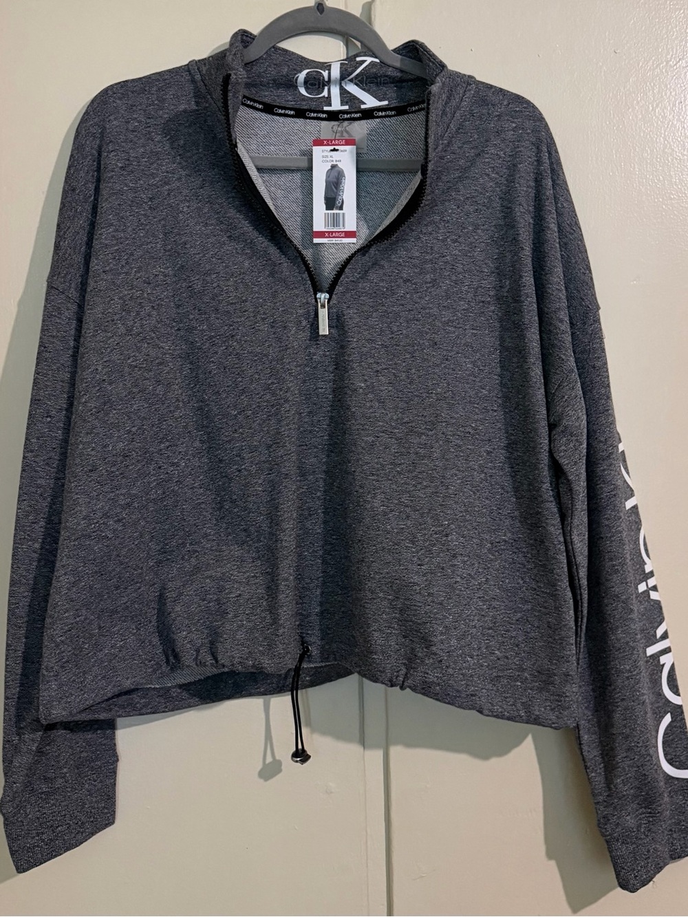 New XL Calvin Klein 1/2 -Zip pullover